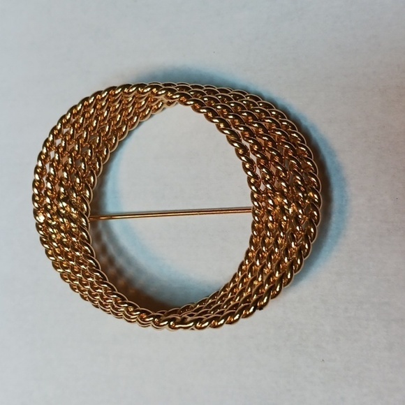 Vintage Monet Braided Rope Lasso Brooch - Picture 4 of 7